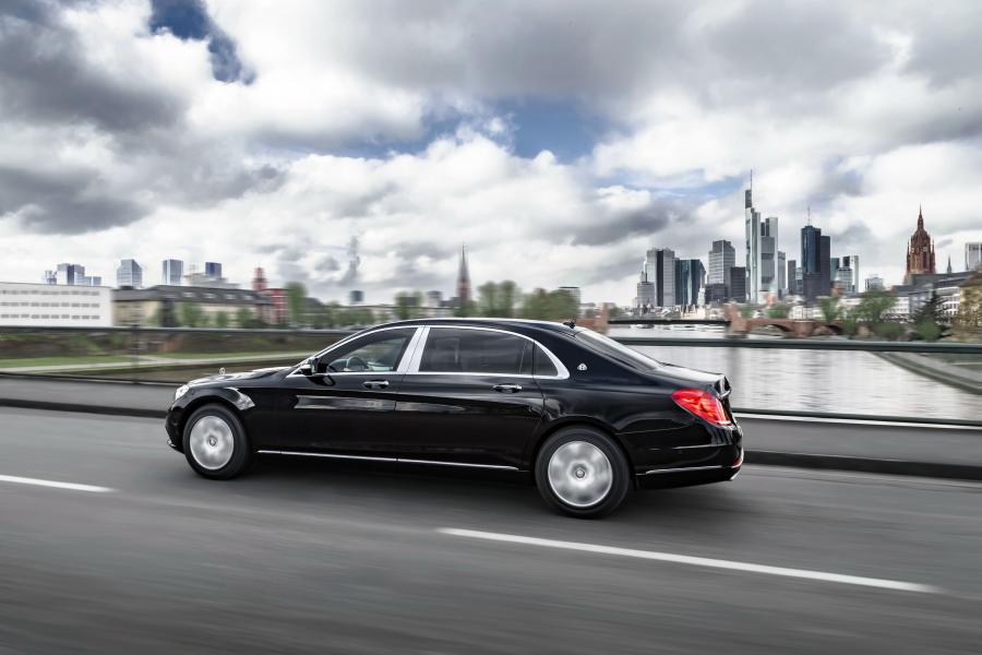  Mercedes-Maybach S600 Guard 2016 года  (фото 4 из 13)